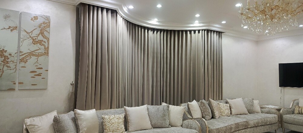 Handmade Luxury Sofa And Curtain - 1