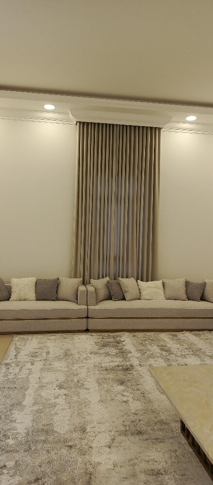 Handmade Luxury Sofa And Curtain - 3