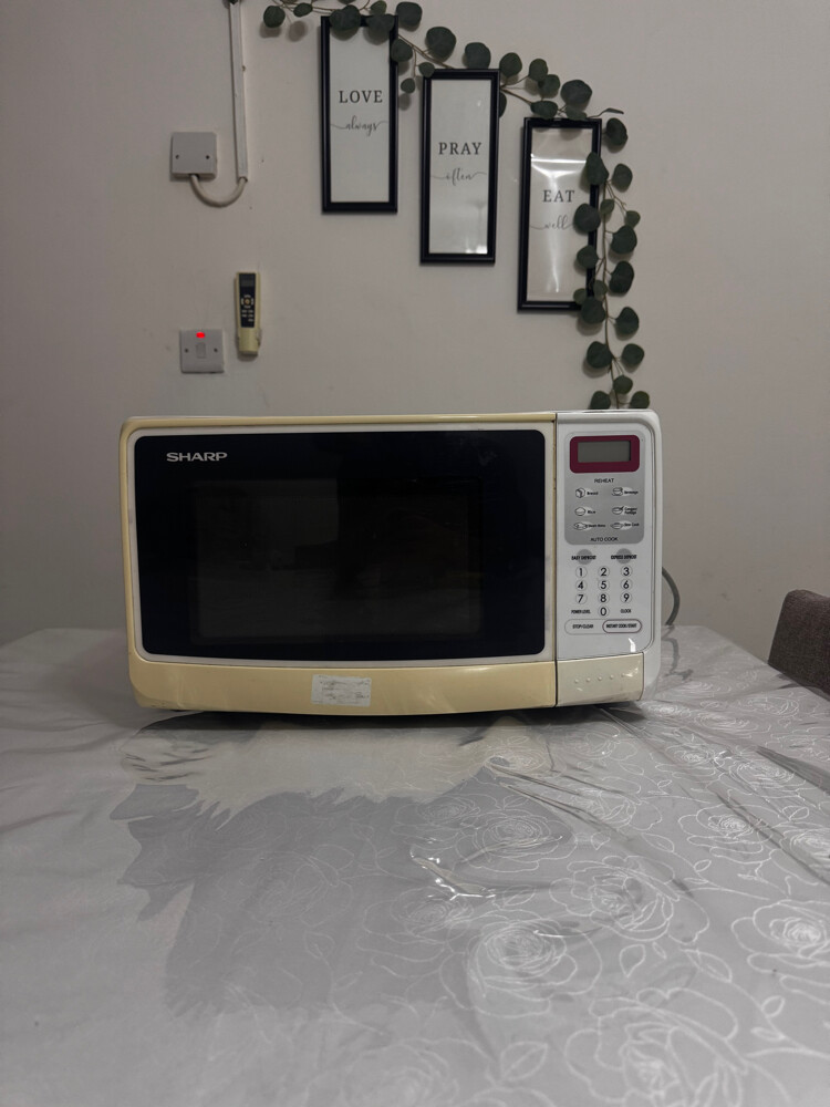 sharp microwave  - 1
