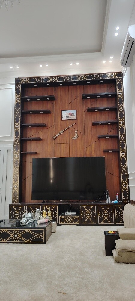 I work for TB Decor. I make these - 1