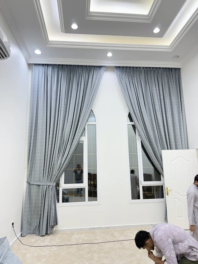 I make curtains, I work with curt - 3