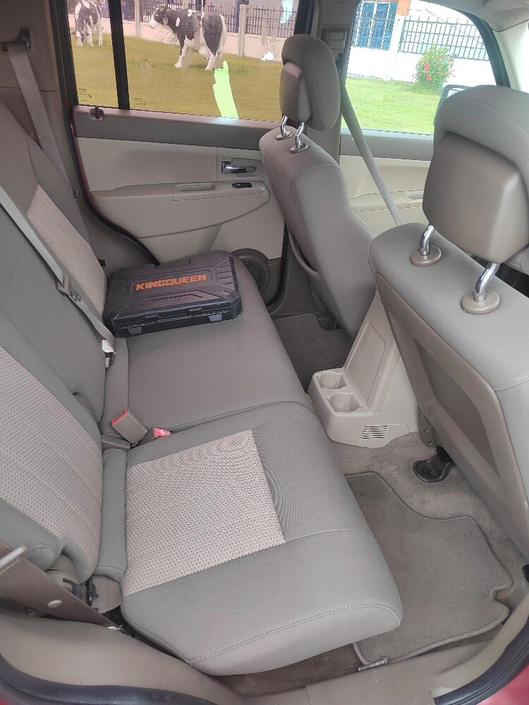 jeep cherokee liberty 2012 - 10