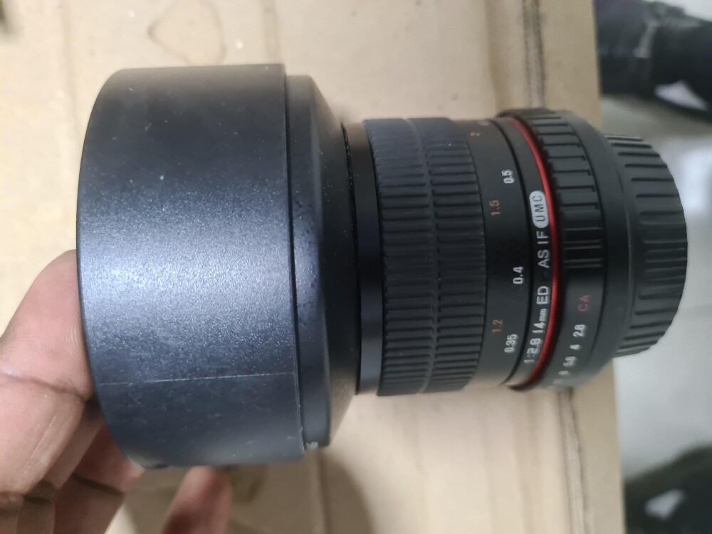canon 14mm manual lens & flash - 2