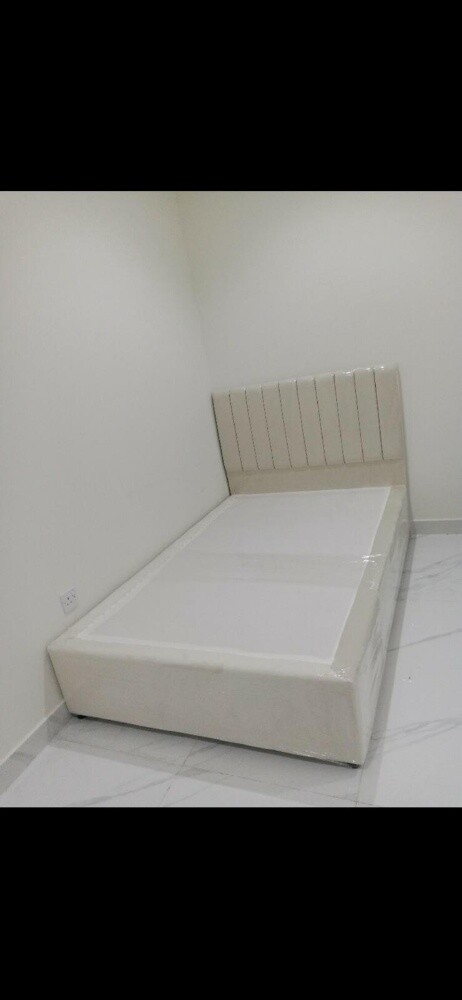 سرير مع فرش - 1