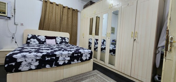 180*200bed, 2side table, cupboard - 1