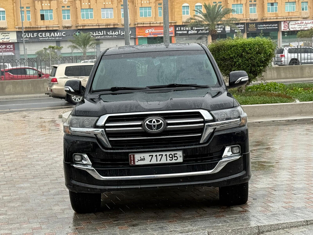 GXR 2020 V6 — photo 1 for sale in Qatar