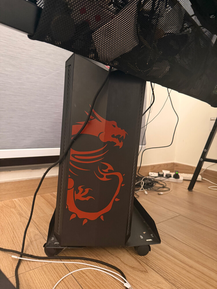 gaming pc and monitor  - 1