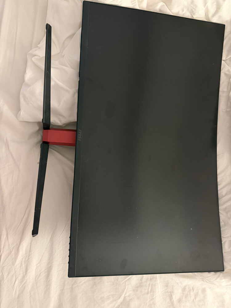 gaming pc and monitor  - 6