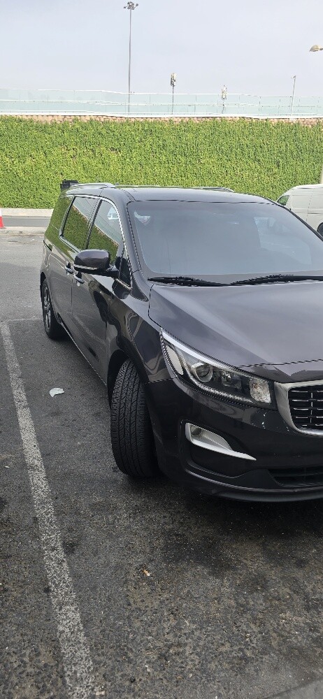 Kia carnival 2019 - 1