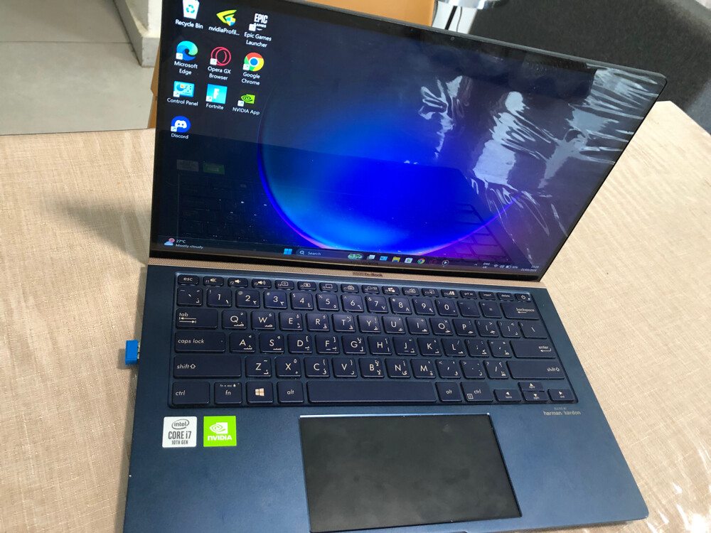 asus zenbook 14 UX434F - 1