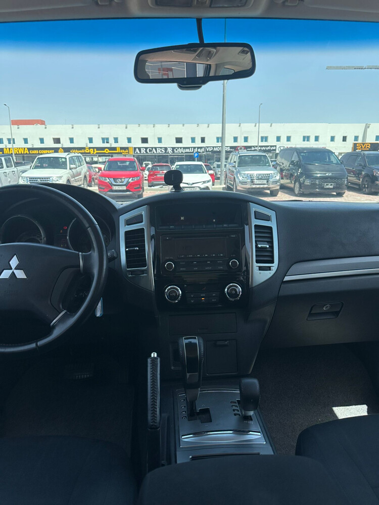 PAJERO 3.5 2020 SALE — photo 8 for sale in Qatar