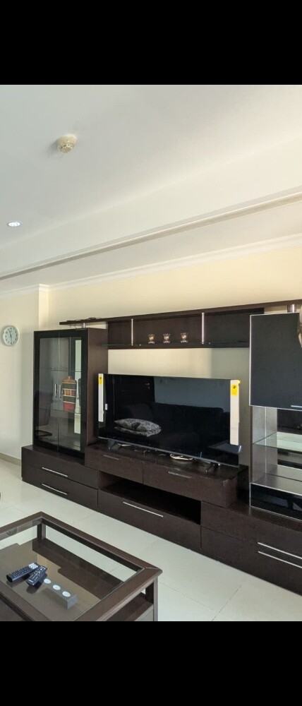 The One furniture / Porto Arabia - 1