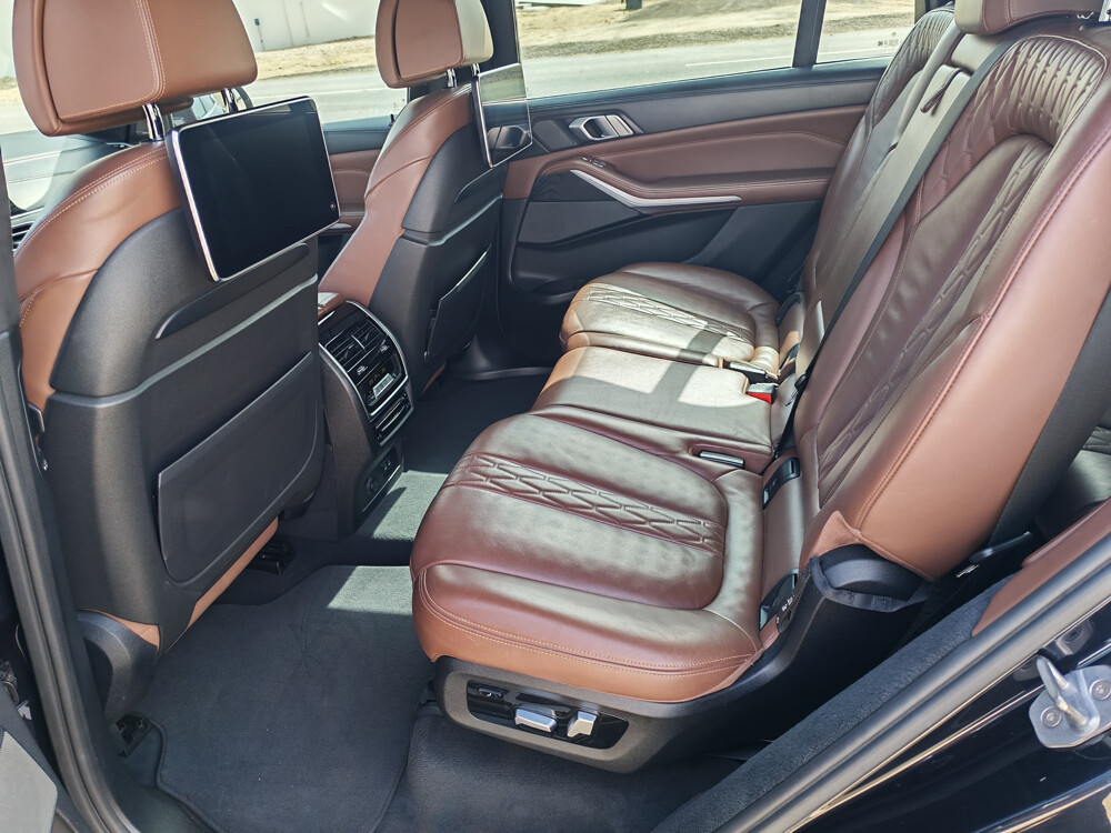 BMW X7M — photo 3 for sale in Qatar