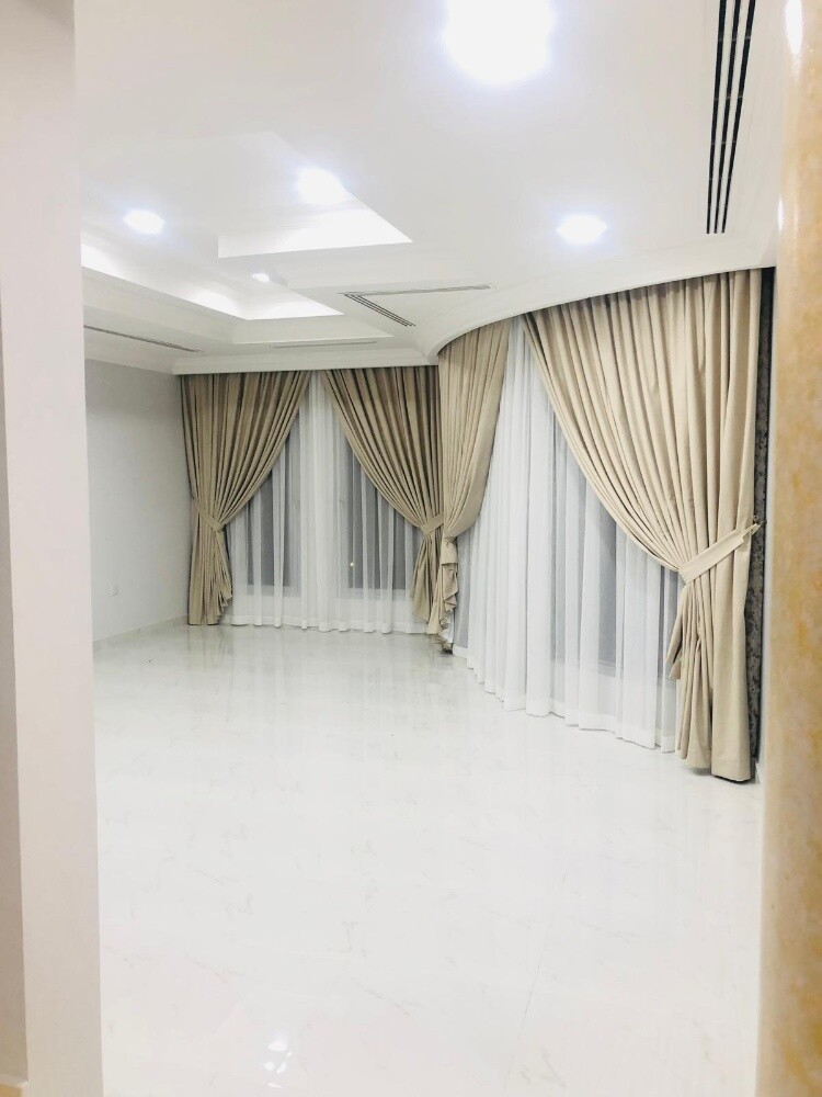 Deen's Curtains - 4