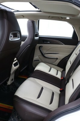 Bestune T77 2023 — photo 4 for sale in Qatar