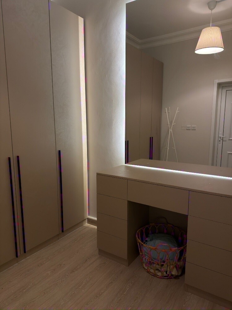 Wardrobe units and clothing units - 11