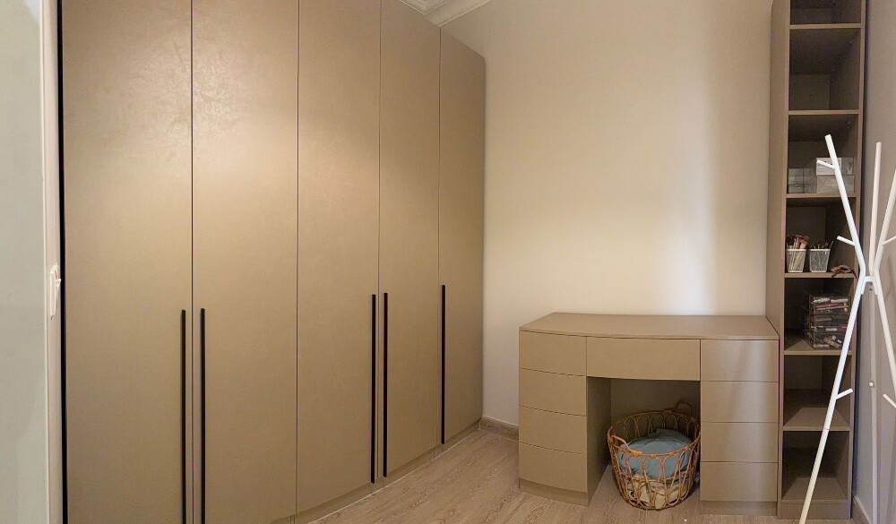 Wardrobe units and clothing units - 10