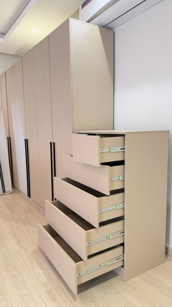 Wardrobe units and clothing units - 3