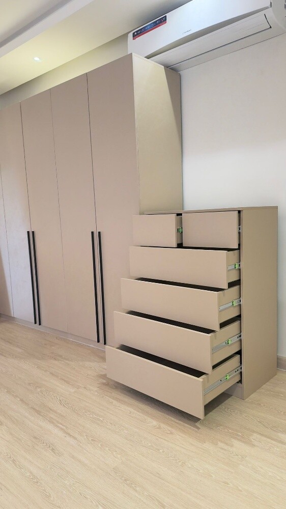 Wardrobe units and clothing units - 4