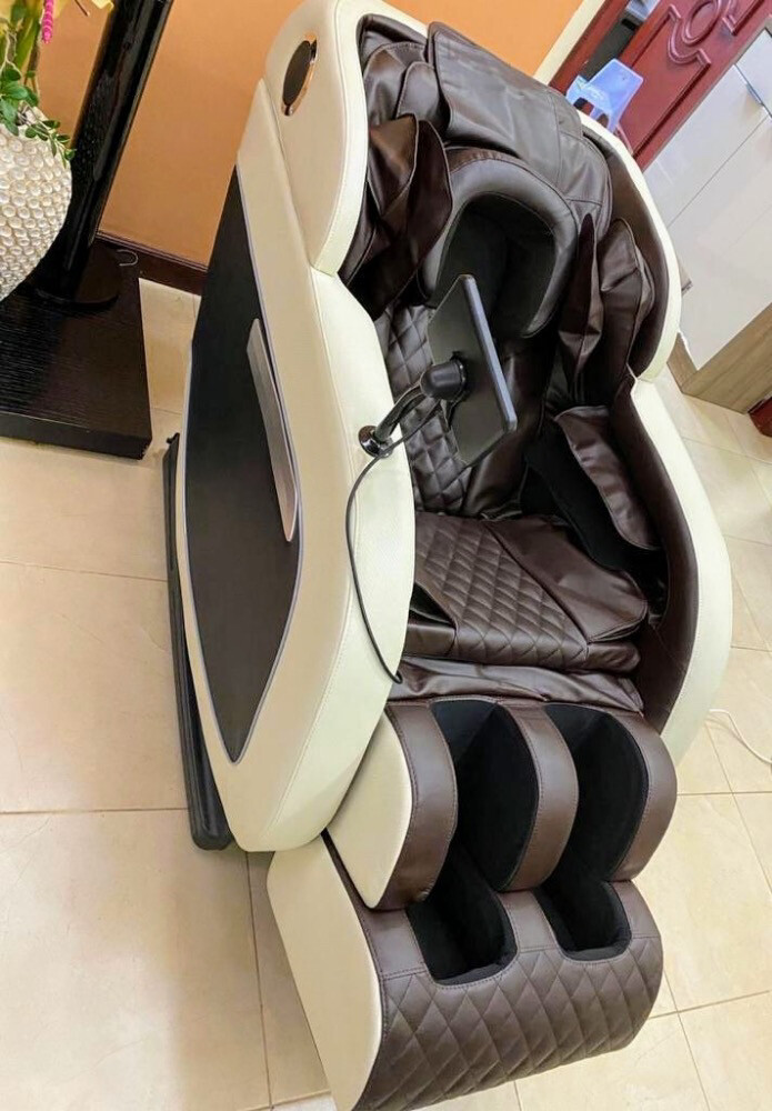 Massage Chair - 1