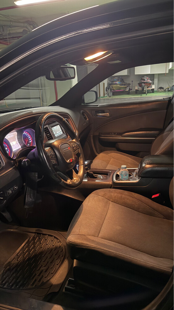 Dodge charger 2015 good condition - 6