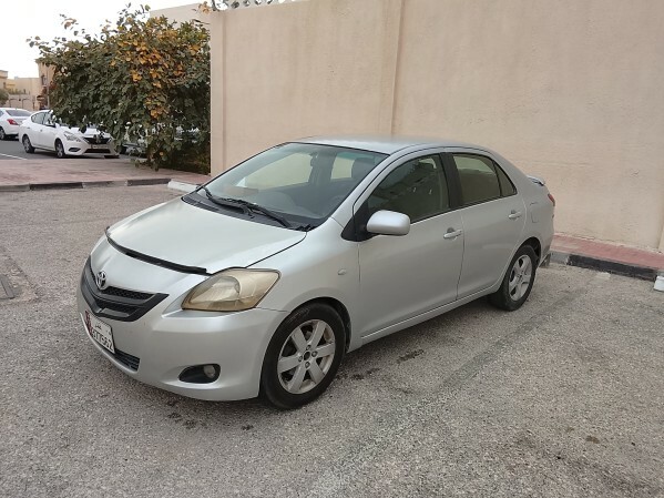 Yaris 1.3 manual — photo 1 for sale in Qatar