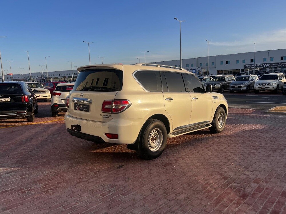 Nissan Patrol Platinum 2014 — photo 5 for sale in Qatar