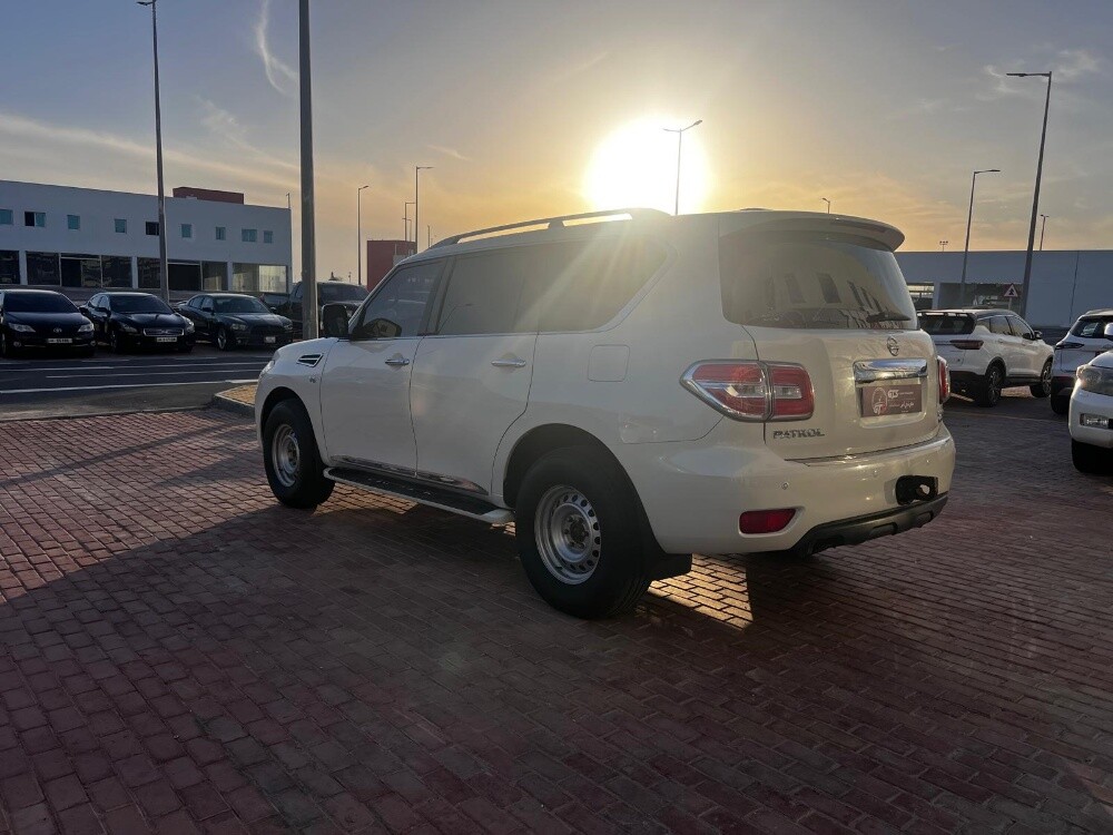 Nissan Patrol Platinum 2014 — photo 7 for sale in Qatar