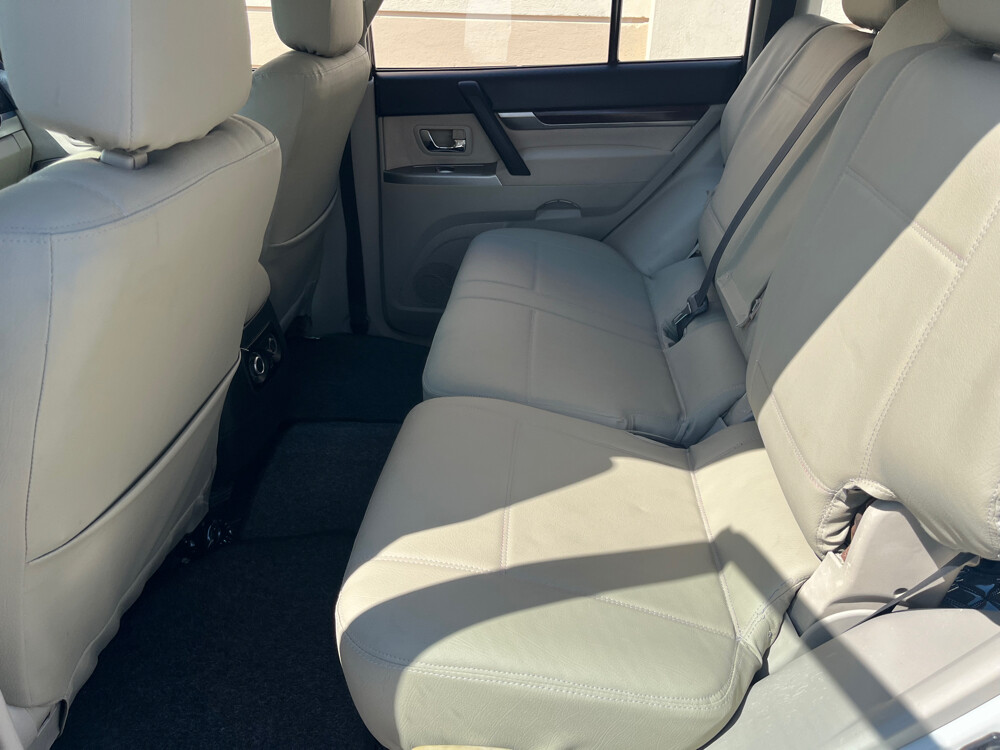 Mitsubishi Pajero 2014 — photo 10 for sale in Qatar