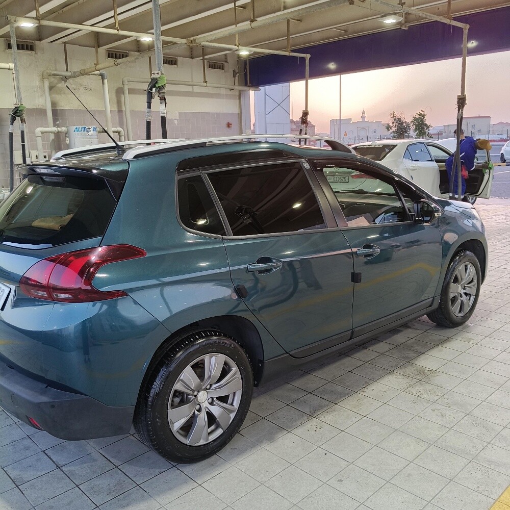 Peugeot 2008 model — photo 4 for sale in Qatar