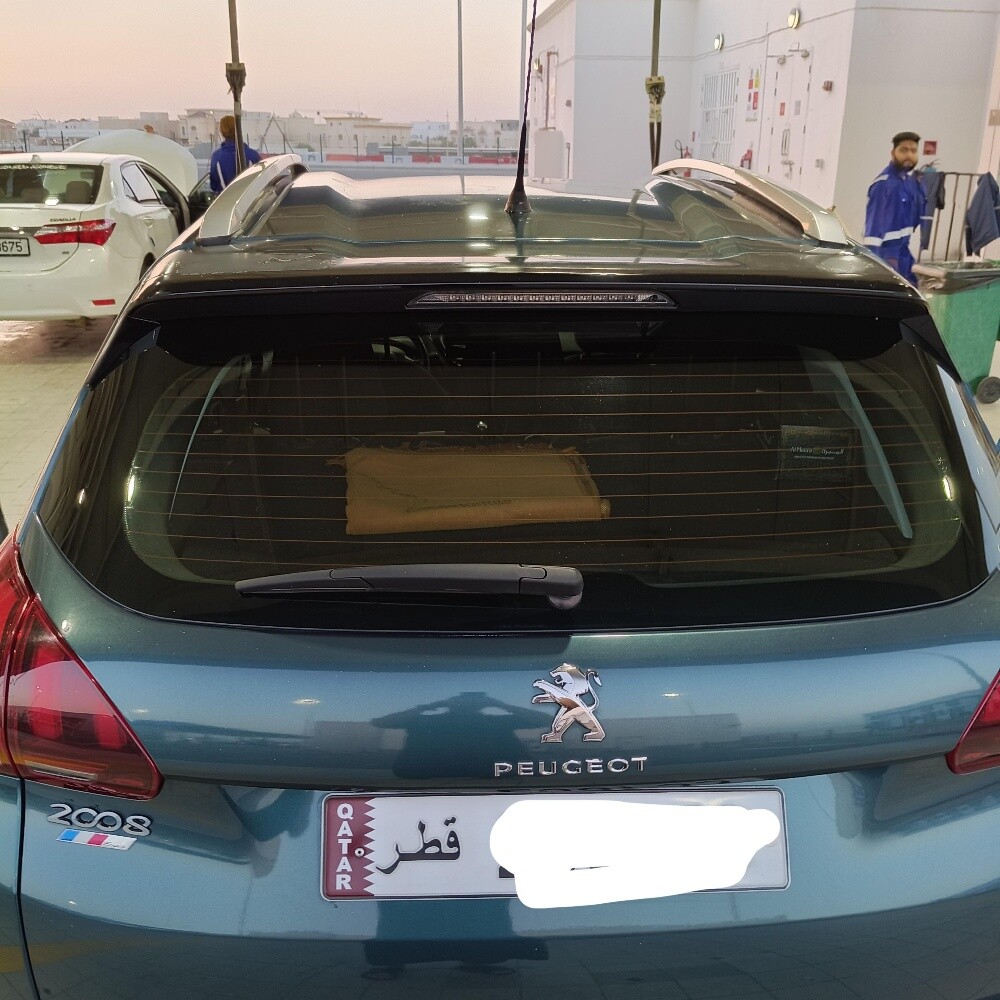 Peugeot 2008 model — photo 2 for sale in Qatar