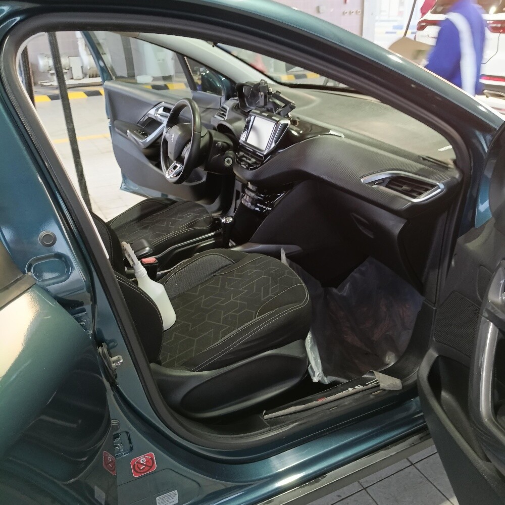 Peugeot 2008 model — photo 7 for sale in Qatar