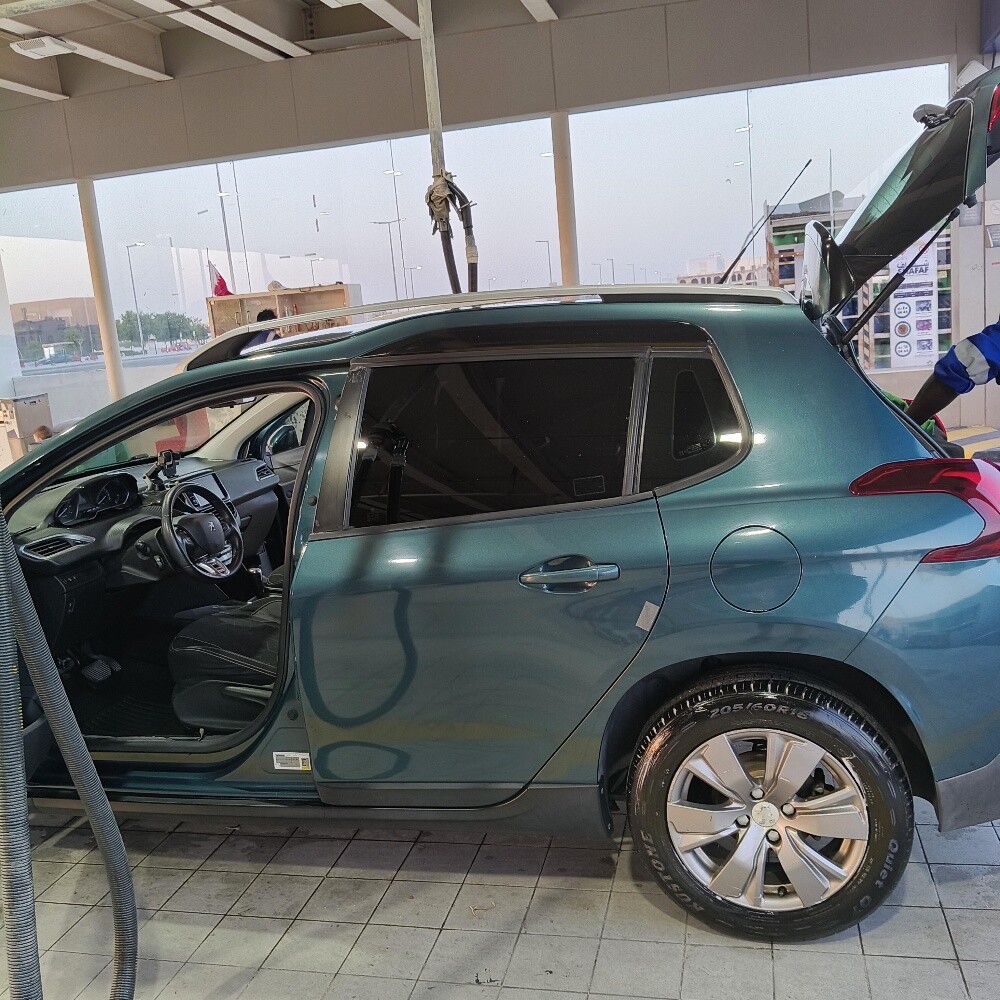 Peugeot 2008 model — photo 8 for sale in Qatar