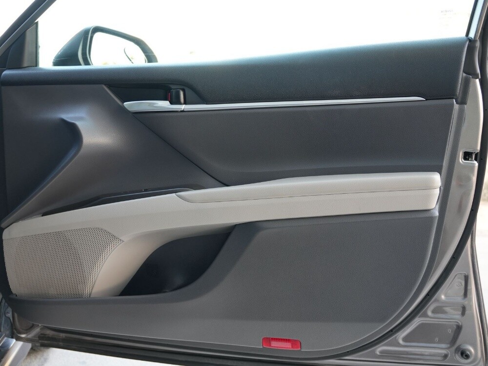 Toyota Camry SE 2023 — photo 5 for sale in Qatar