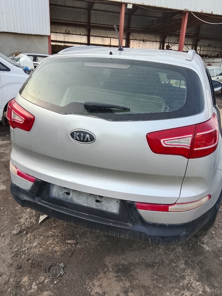 Kia Sportage 2012 (spare parts) - 2