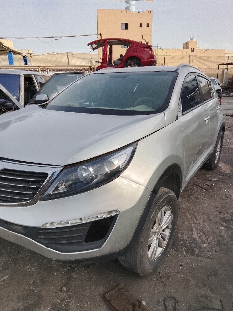 Kia Sportage 2012 (spare parts) - 3