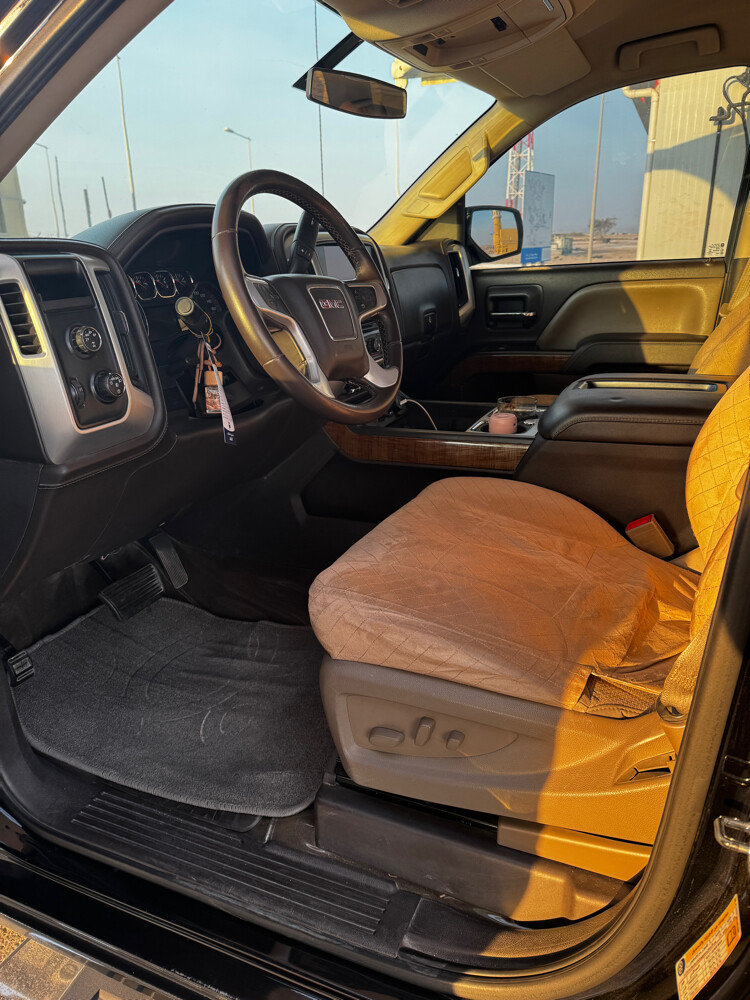 GMC SIEERA — photo 1 for sale in Qatar