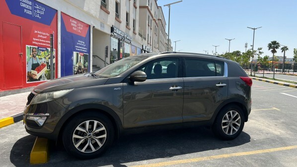 2015 Kia Sportage 2.0L EX — photo 3 for sale in Qatar
