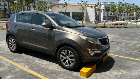 2015 Kia Sportage 2.0L EX — photo 9 for sale in Qatar