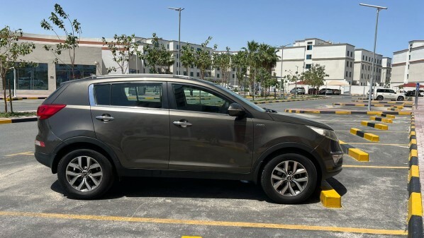 2015 Kia Sportage 2.0L EX — photo 7 for sale in Qatar