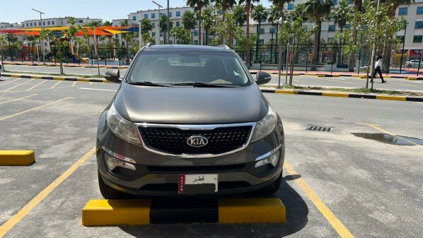 2015 Kia Sportage 2.0L EX — photo 2 for sale in Qatar