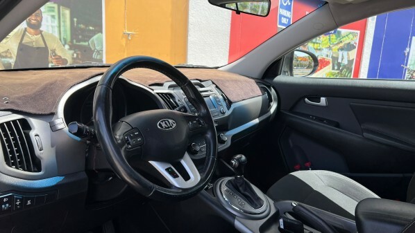 2015 Kia Sportage 2.0L EX — photo 14 for sale in Qatar