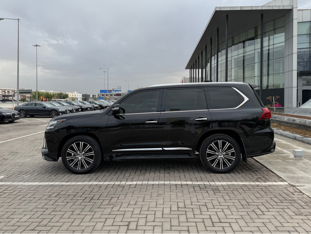 Lexus 2018 — photo 6 for sale in Qatar