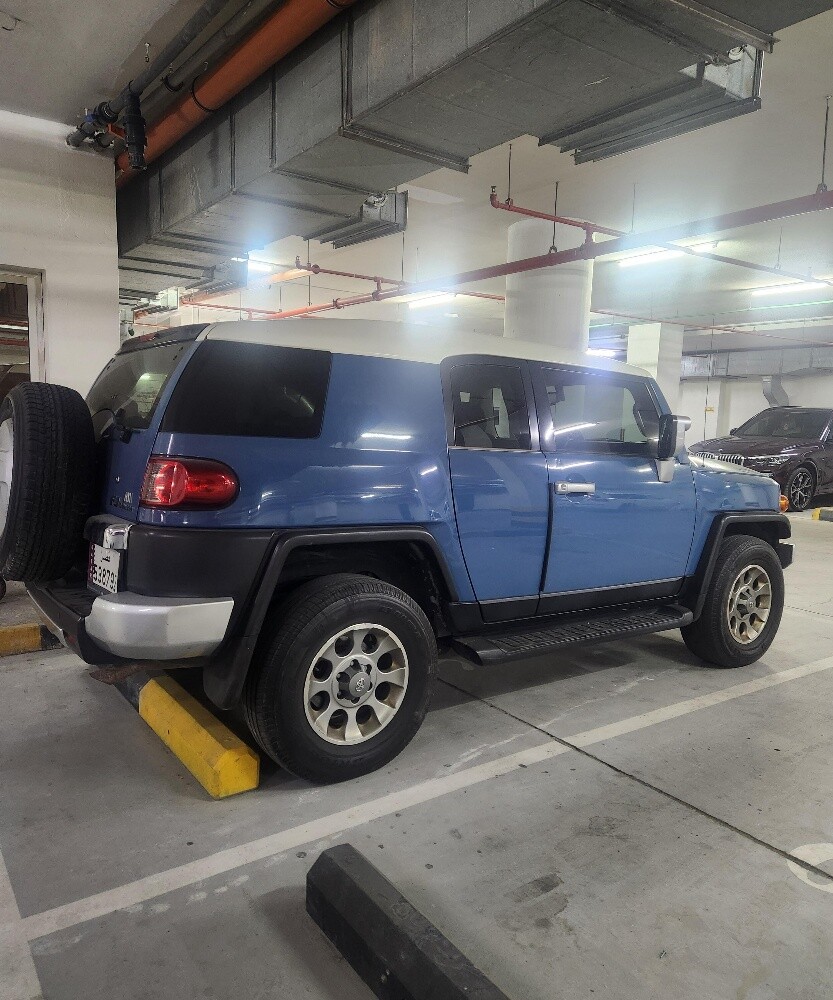 URGENT SALE FJ CRUISER 2013 — photo 4 for sale in Qatar