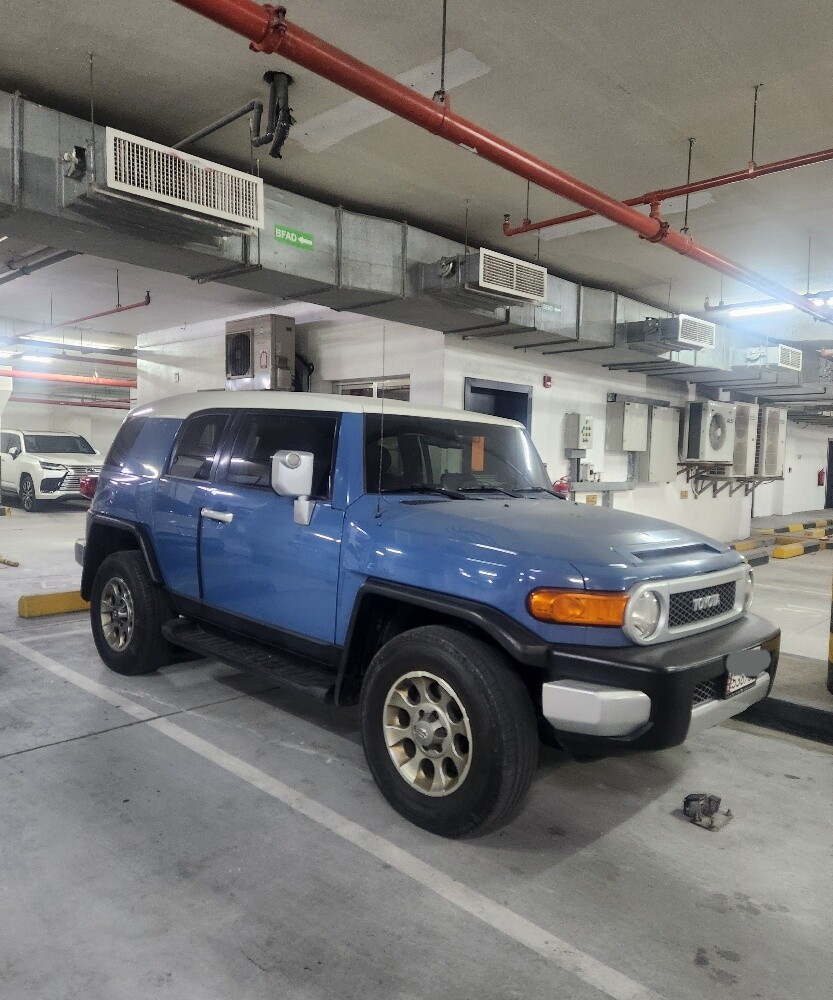 URGENT SALE FJ CRUISER 2013 — photo 5 for sale in Qatar