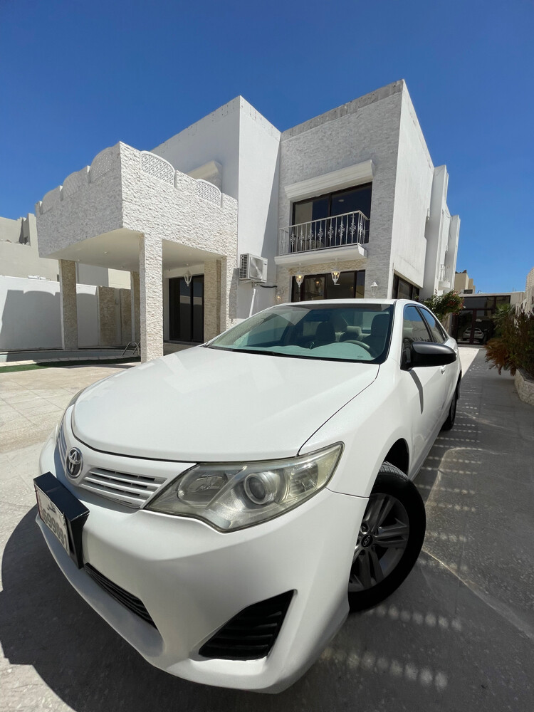 CAMRY GL 2015 FOR SALE — photo 1 for sale in Qatar