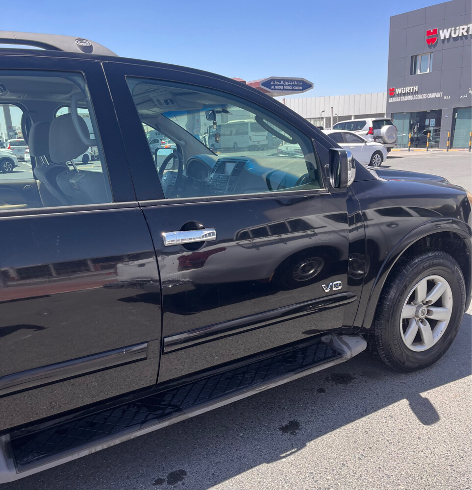 2008. armada — photo 2 for sale in Qatar
