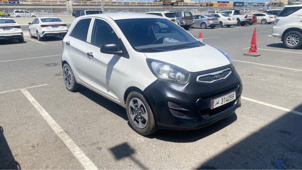 Picanto 2013 — photo 1 for sale in Qatar
