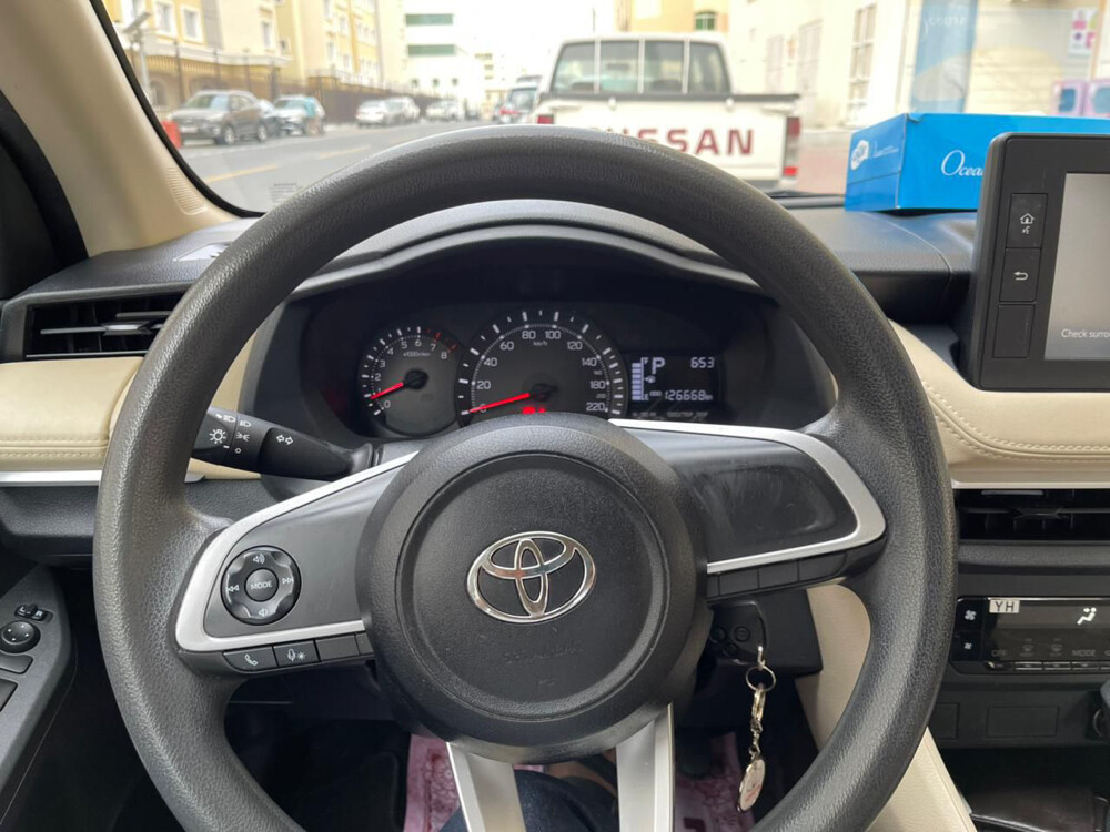 Toyota Yaris 2023 — photo 1 for sale in Qatar