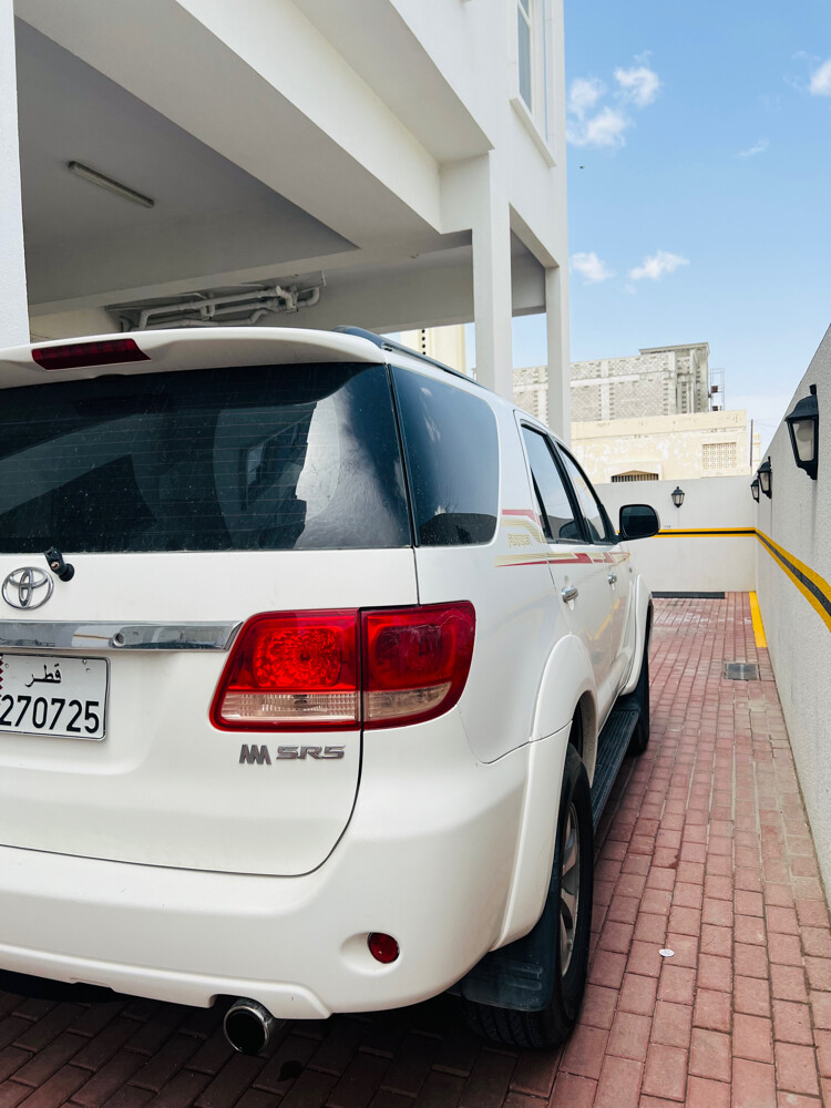 Toyota Fortuner — photo 4 for sale in Qatar